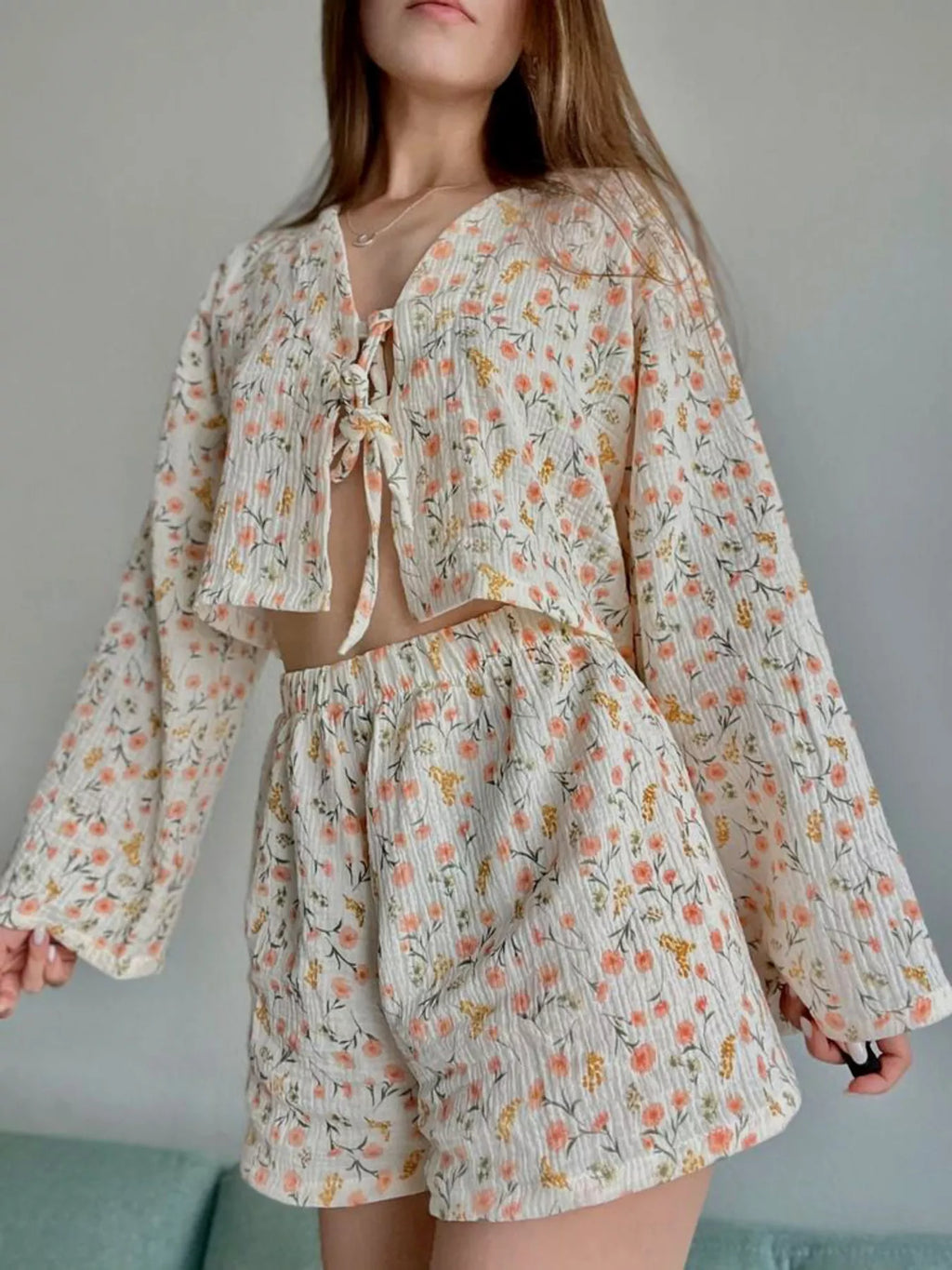 Floral Print Crinkle Texture Tie-Front Top and Shorts Set