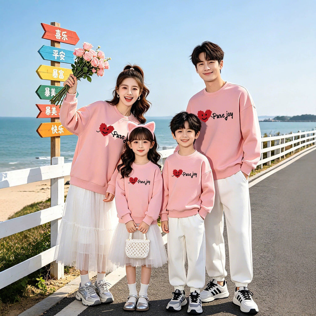 Sweatshirt With Heart And Smiley Print Family Matching Set