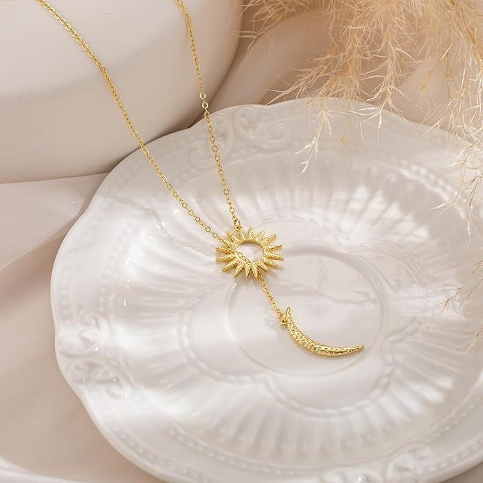 Elegant Sun And Moon Pendant Necklace