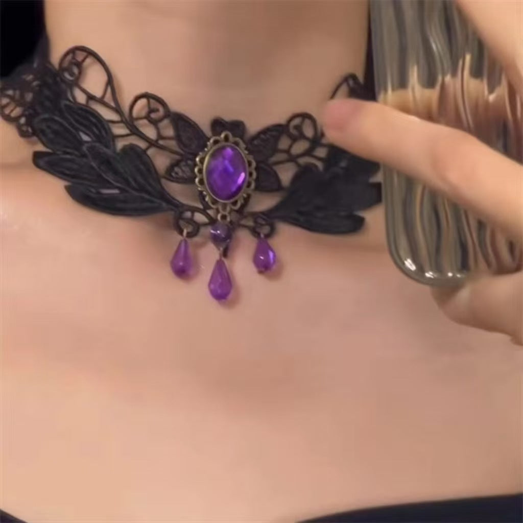 Gothic Vintage Lace Hollow-Out Necklace Choker