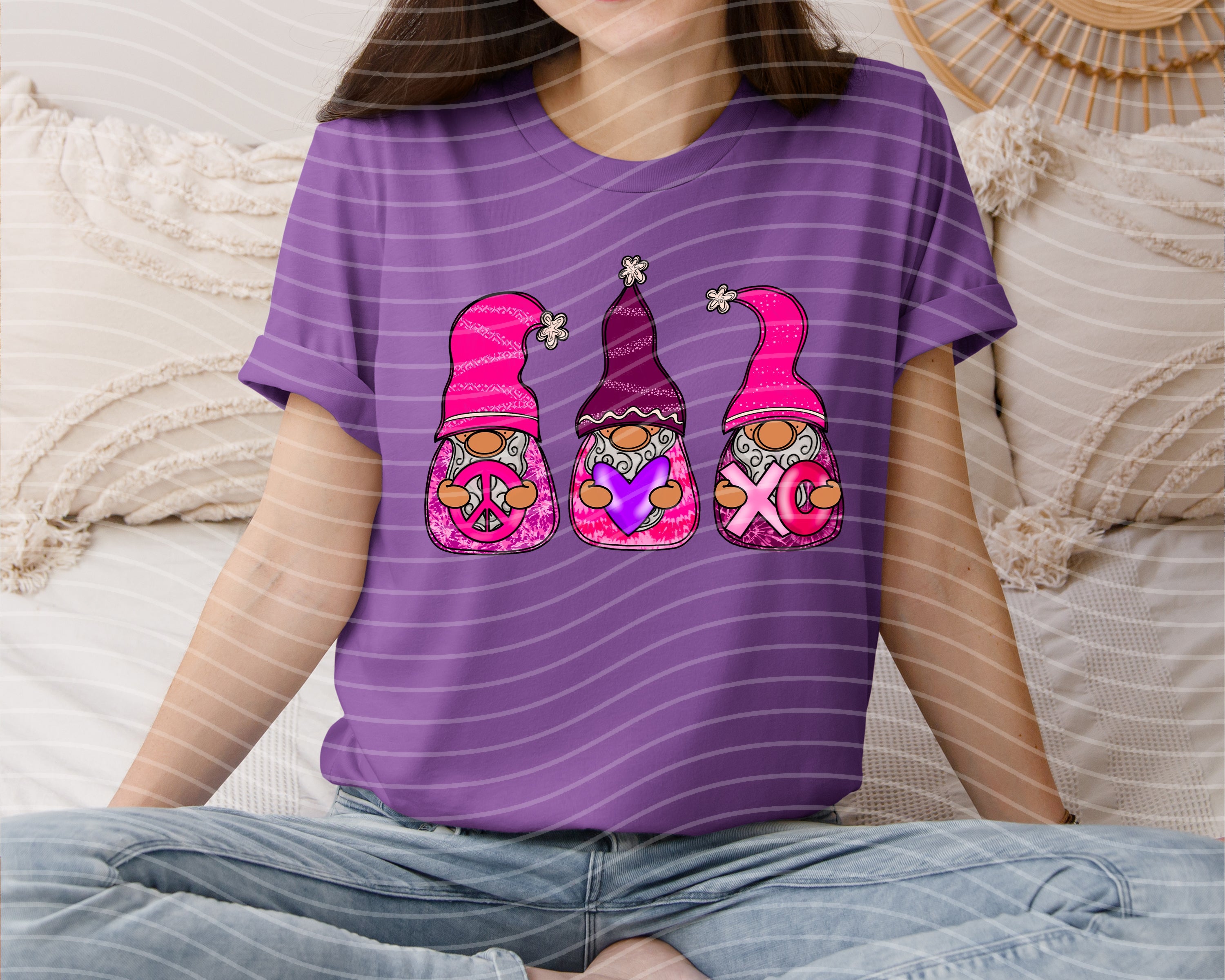 Peace Love XO Gnome Valentine Graphic Tee