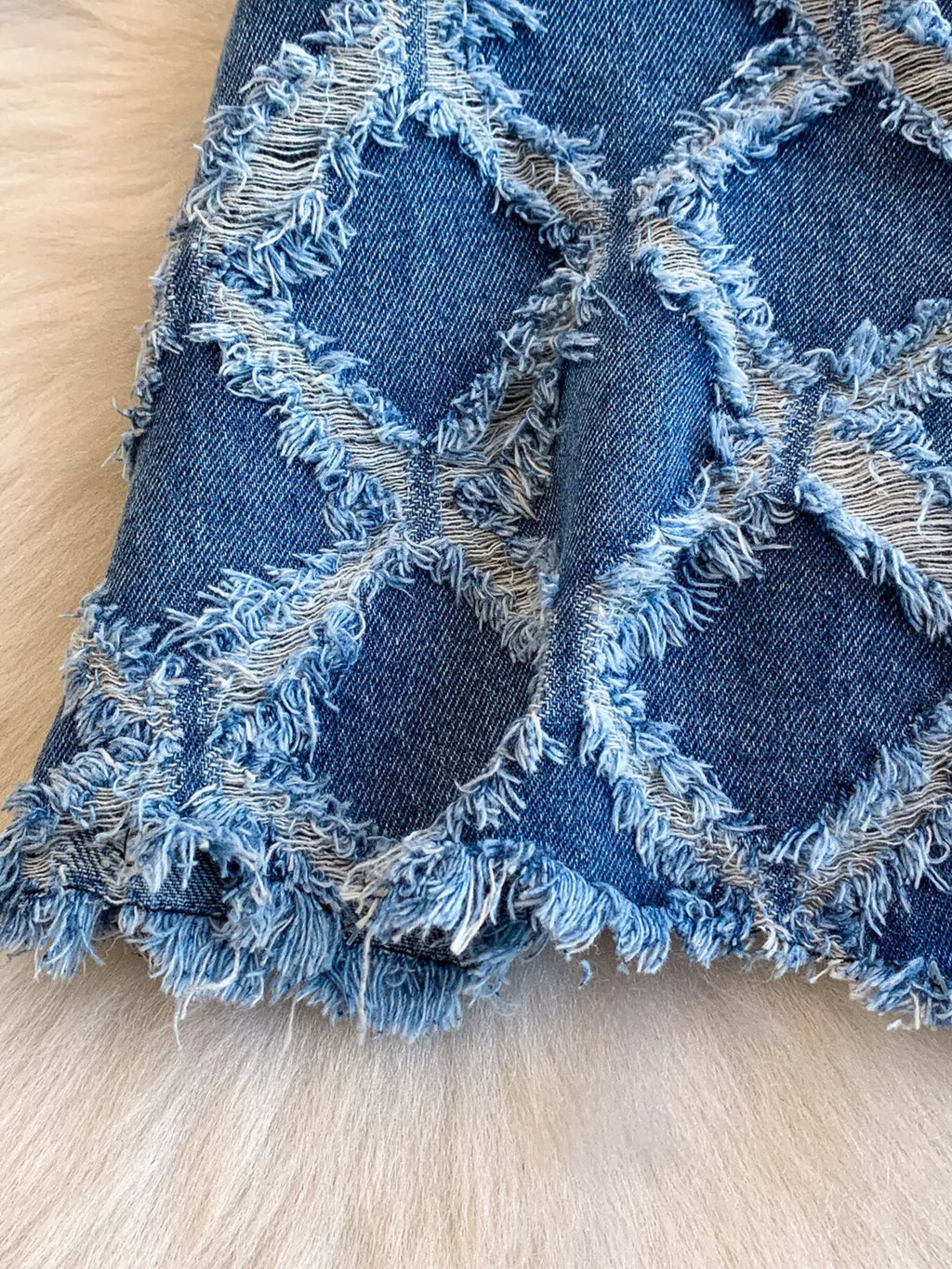 Distressed Diamond Pattern Jacket and Shorts Denim Set