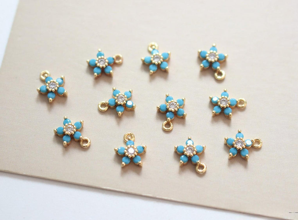 Five-Petal Flower Pendant With Zircon Inlays