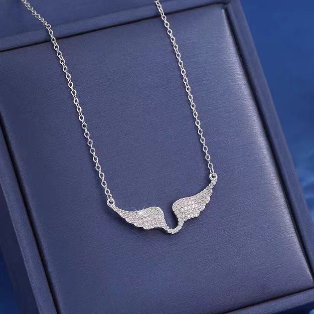 Angel Wing Necklace For Women Fully Paved With Diamonds Fashionable Elegant And Versatile