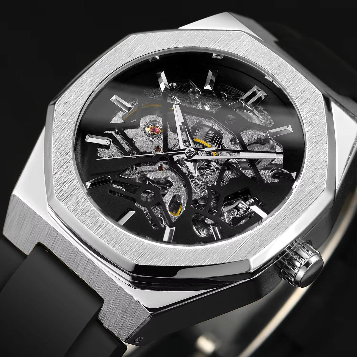 Automatic Mechanical Watch With A Rubber Strap