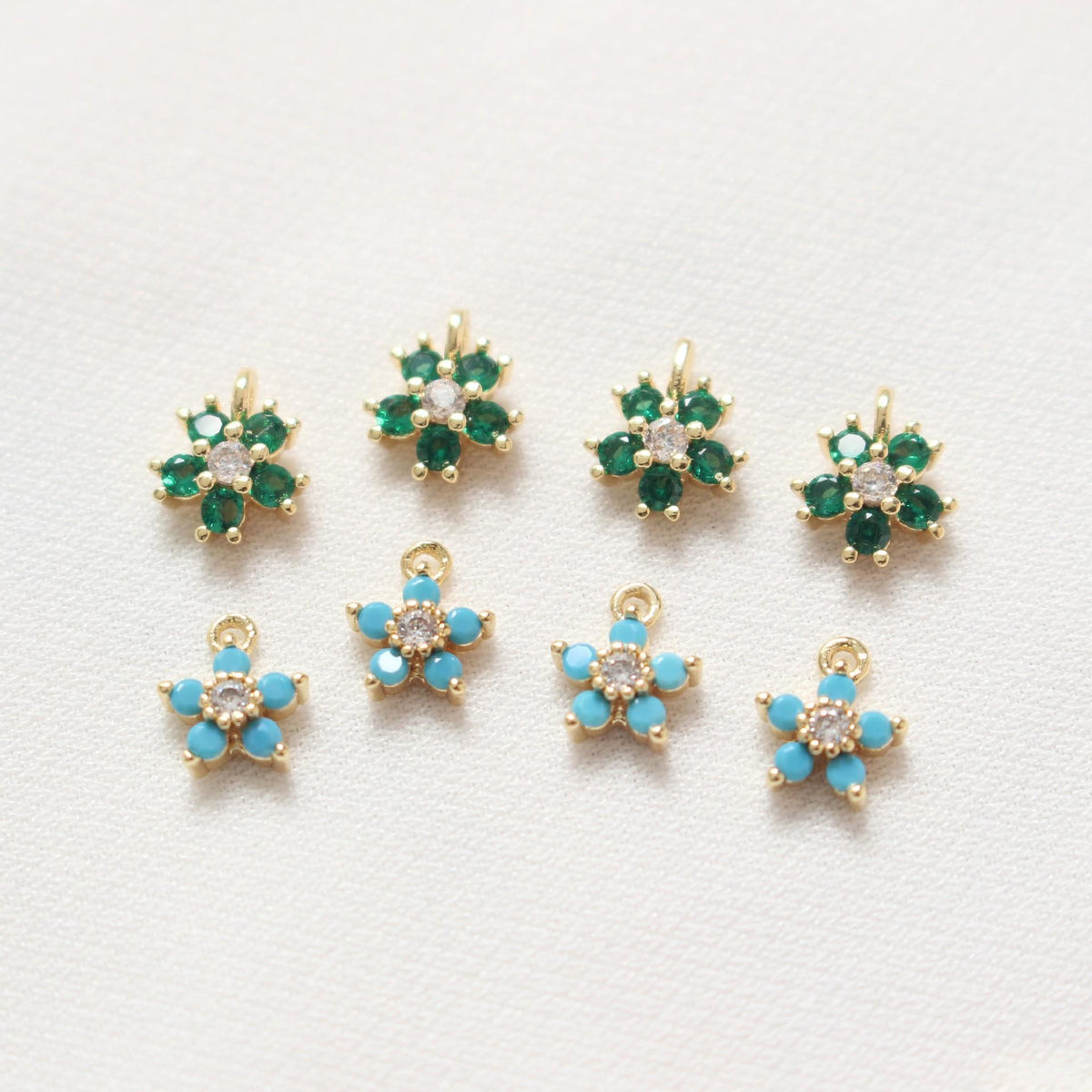 Five-Petal Flower Pendant With Zircon Inlays