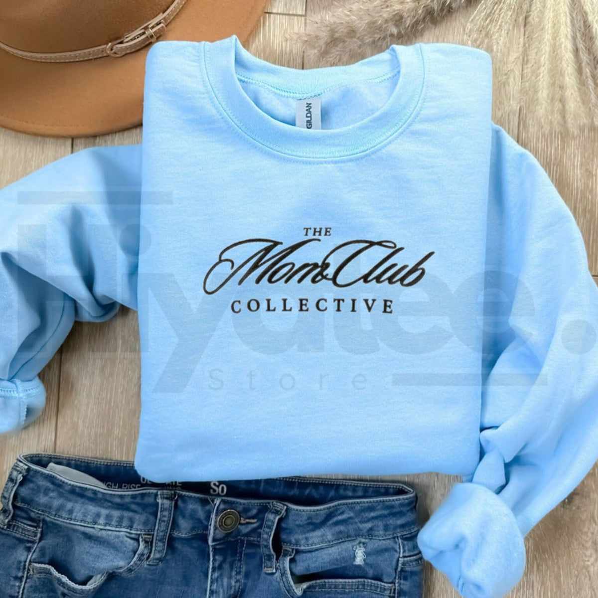 "Mom Club" Embroidered Sweatshirt – Cozy Motherhood Crewneck & Mother's Day Gift