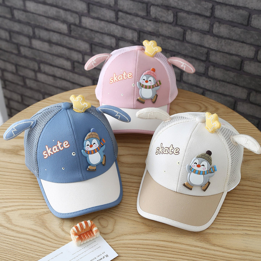 Spring And Summer Cute Little Penguin Net-silk Fashion Baseball Cap For Boys And Girls. Suitable For Babies To Play Outdoors. Provides Shade And Sun Protection.