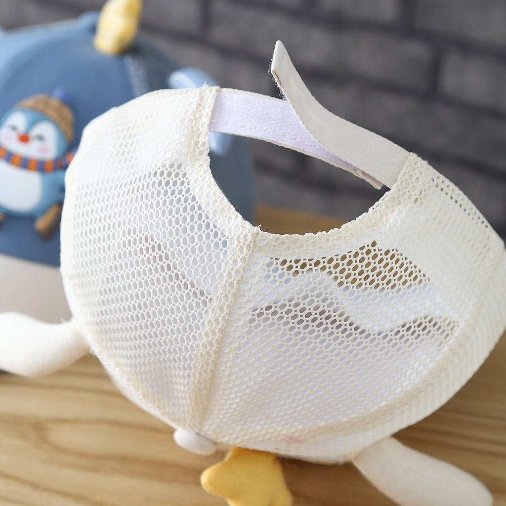 Spring And Summer Cute Little Penguin Net-silk Fashion Baseball Cap For Boys And Girls. Suitable For Babies To Play Outdoors. Provides Shade And Sun Protection.