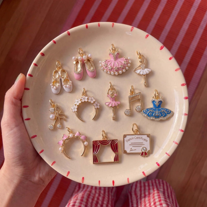 Simple Versatile And Adorable Pendant For Young Girls
