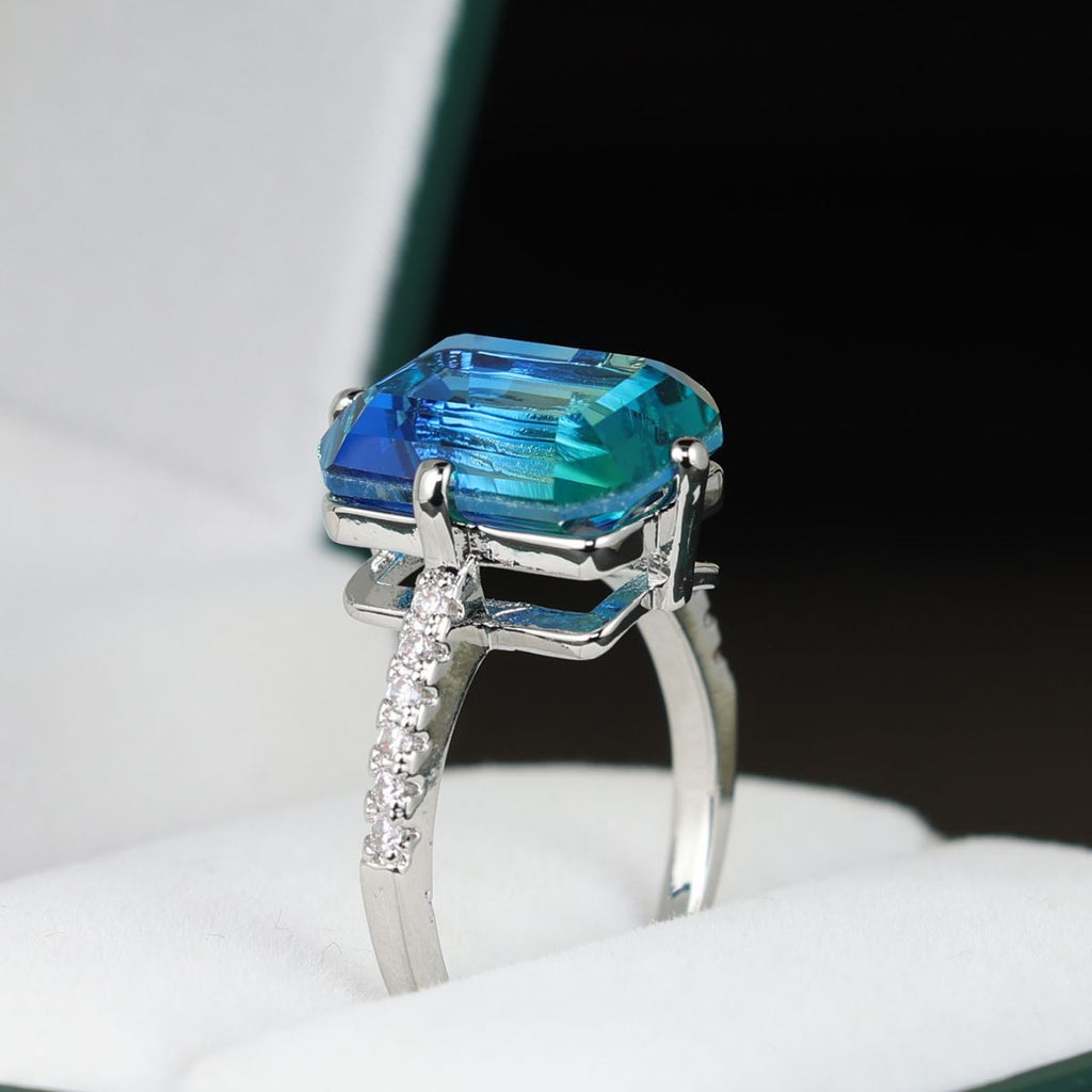Womens Luxurious Blue Rectangular Ring