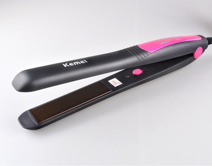 Hairdressing salon hair straightening stick