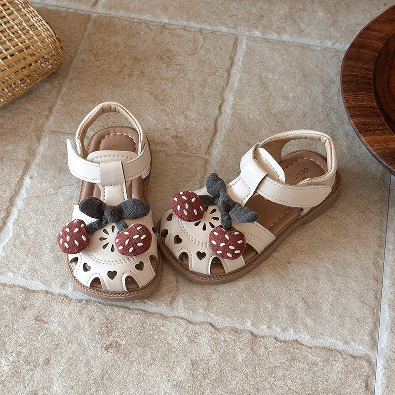 2026 Summer New Girls Closed-Toe Sandals, Princess Style Kids Beach Shoes, Soft Sole All-Match Fashion Children Shoes