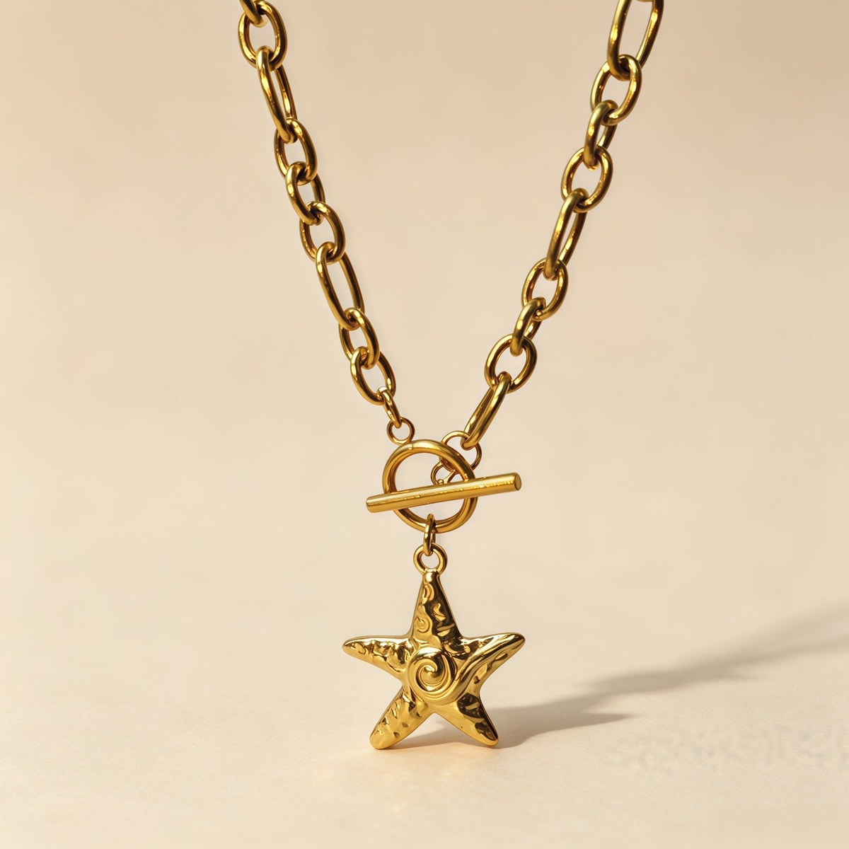 Gold Starfish Pendant Necklace Ocean Vacation Style Beach Clavicle Chain Women Neck Jewelry For Daily Dating Summer Party Occasions