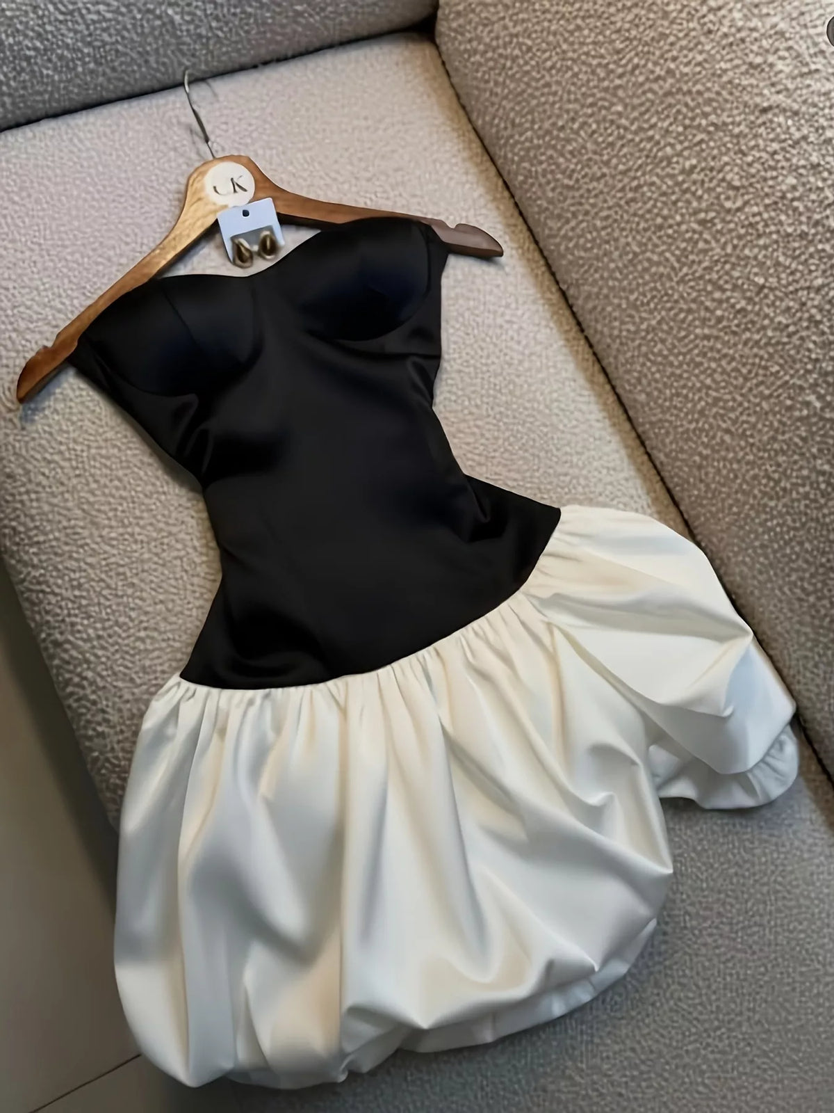Two-Tone Strapless Bubble Hem Mini Dress
