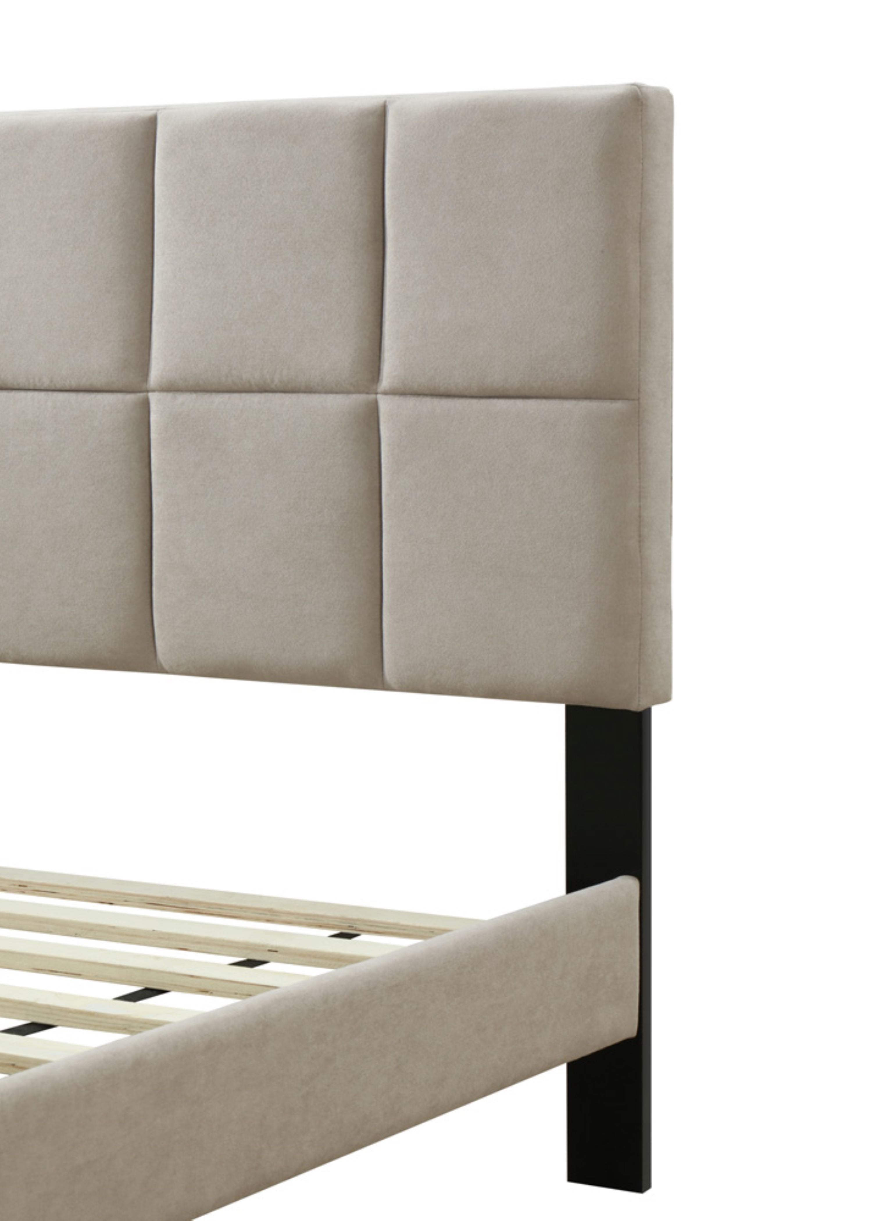 Queen Sized Squares Bed in a Box with USB