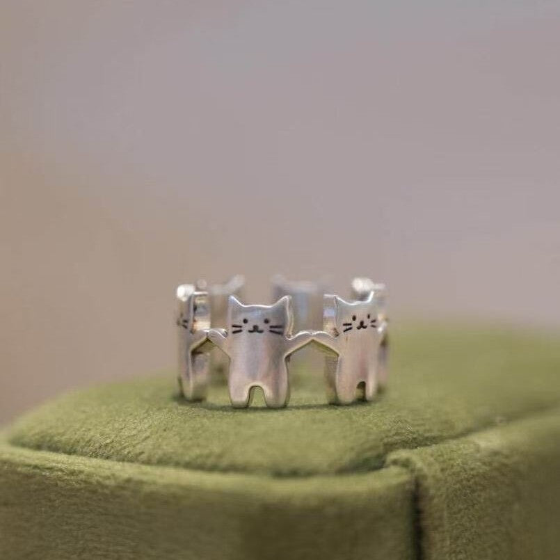 Creative Cat World Open Adjustable Ring, Minimal Unique Cat Holding Paw Index Finger Ring For Women, Party Dancing Hand Jewelry