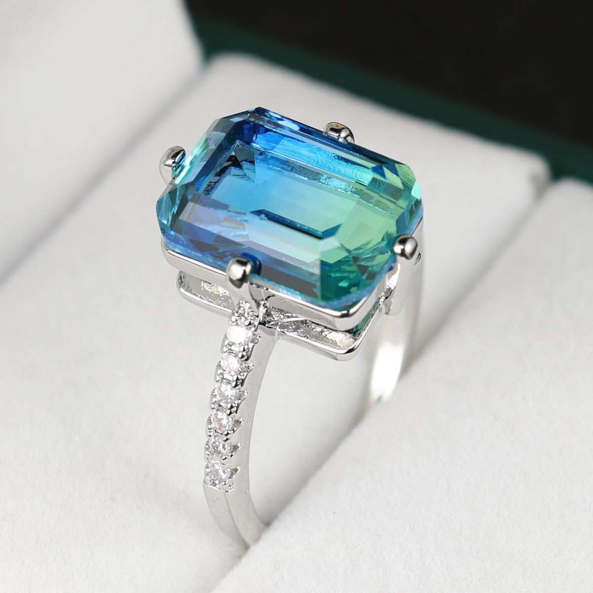 Womens Luxurious Blue Rectangular Ring