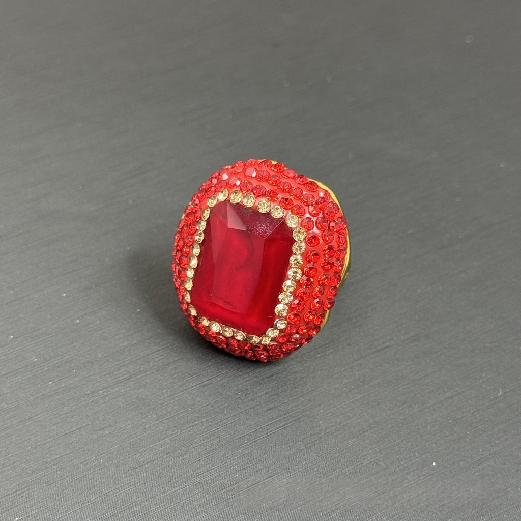 Fashionable Handmade Gemstone-studded Full-diamond Ring