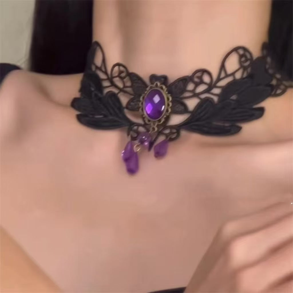 Gothic Vintage Lace Hollow-Out Necklace Choker