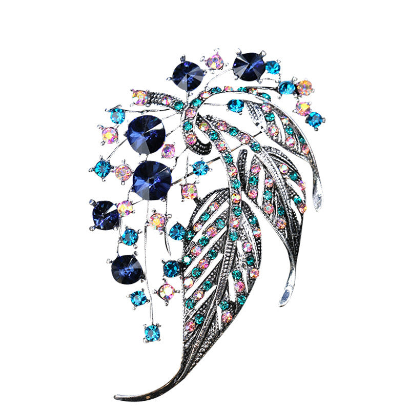 Multicolor Hollow-Out Leaf Brooch For WomenElegant And Striking