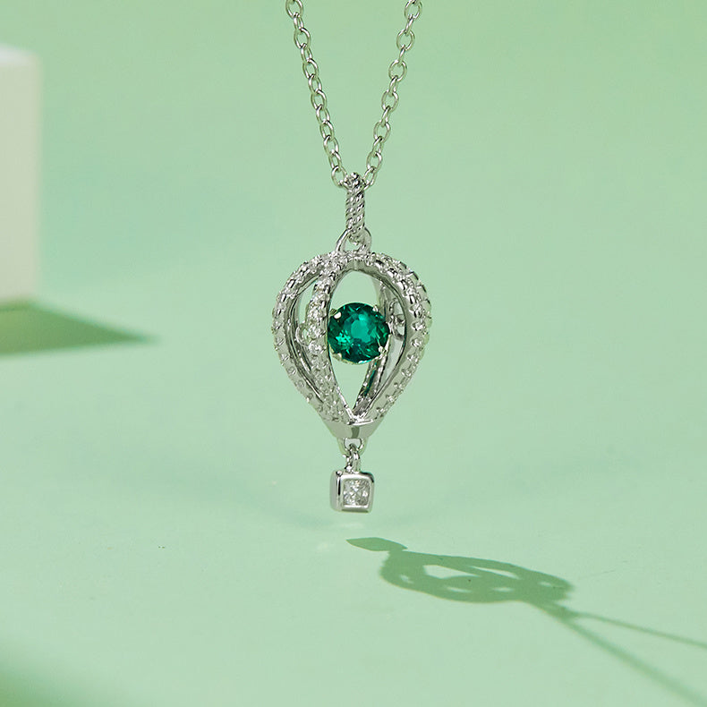 S925 Silver 2.5g 0.52ct Lab-Created Emerald Heart Necklace, 40&5cm