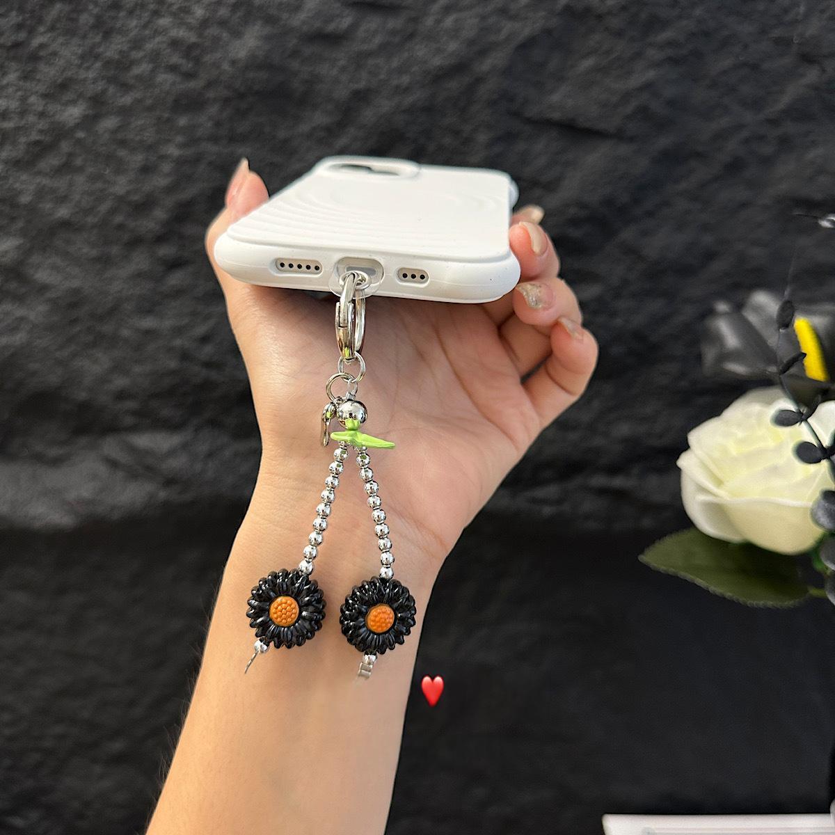 Cute Flower-shaped Bag Charm Keychain