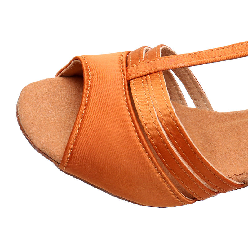 New Children's Low Heel Skin Color Latin Dance Shoes Comfortable Satin Dancing Shoes Soft Bottom Practice Satin 3cm