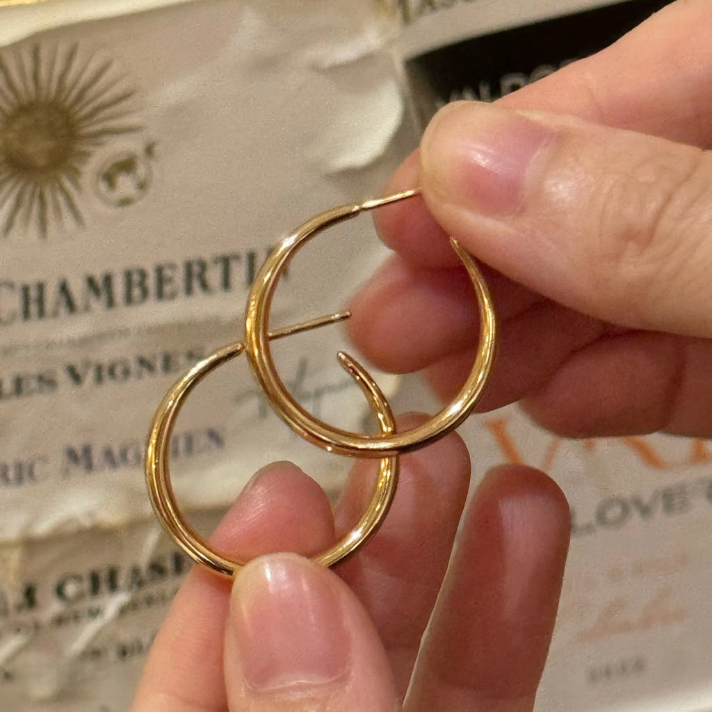 French-style Retro Shimmering Ear Rings That Wont Fade
