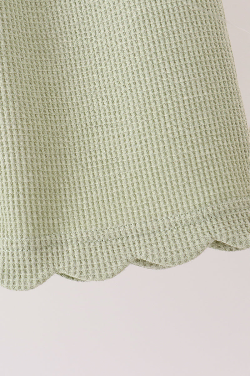 Green scalloped pants set