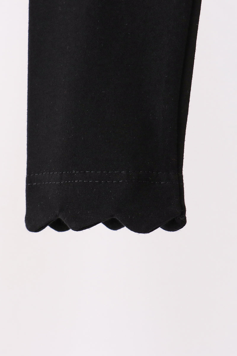 Black scalloped leggings