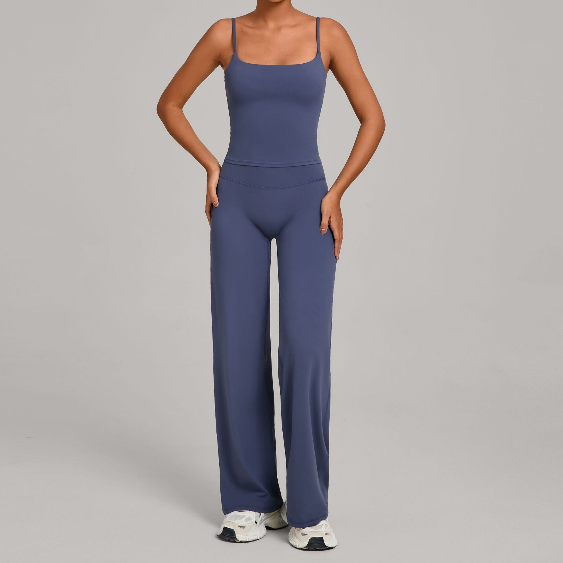 American style Outdoor Sports fitting Yoga Suit For Women