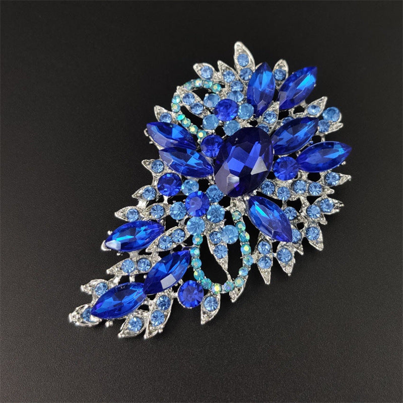Elegant Water-drop Crystal Brooch