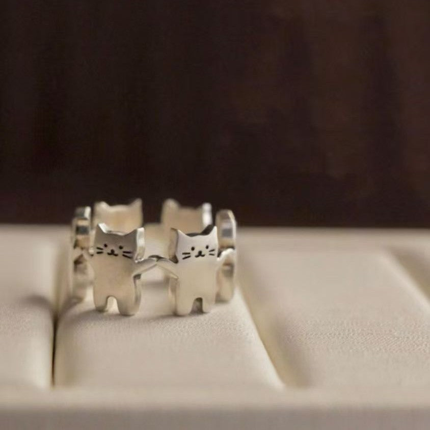 Creative Cat World Open Adjustable Ring, Minimal Unique Cat Holding Paw Index Finger Ring For Women, Party Dancing Hand Jewelry