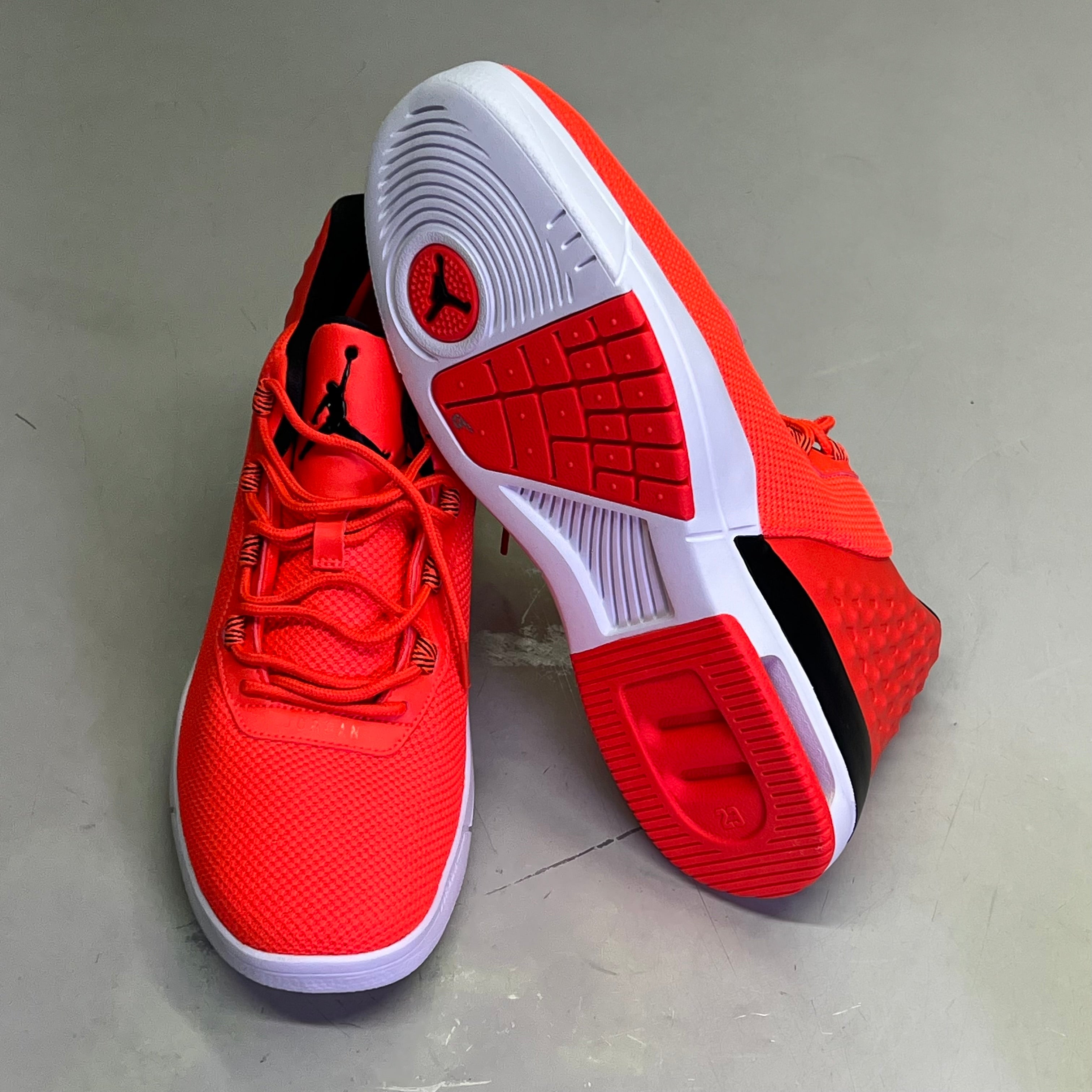 NIKE Air Jordan Infrared Academy GS Basketball Shoes Men's Sz 9 Gym Red