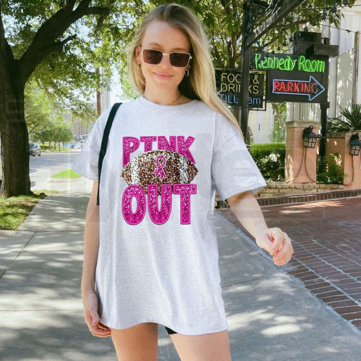 Pink Glitter Football Breast Cancer Awareness Women's T-Shirt – Relaxed Fit Top