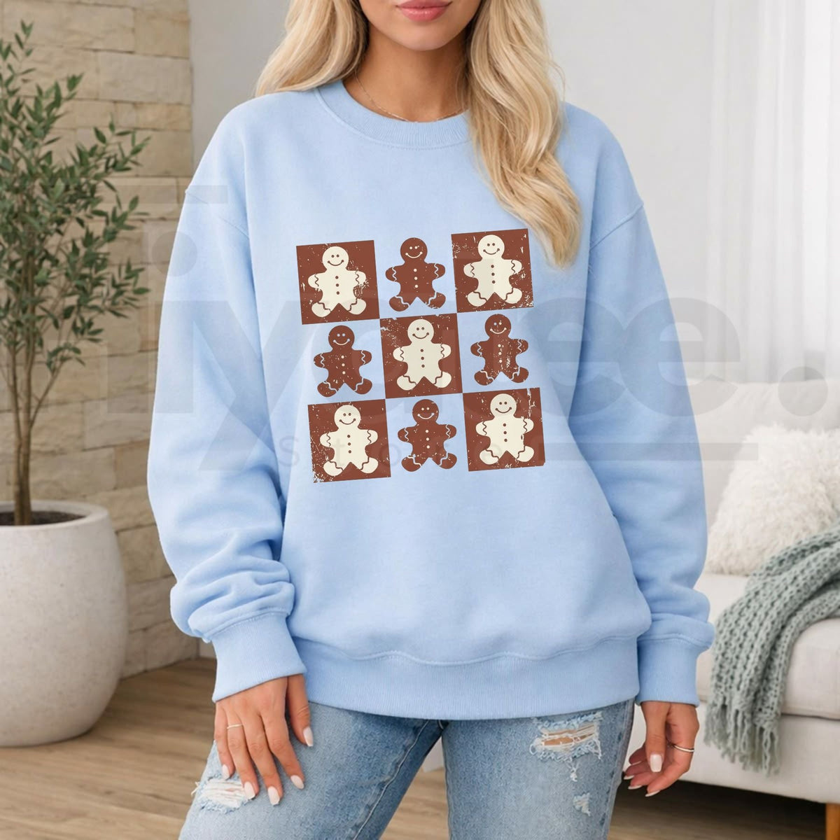 Retro Checkered Gingerbread Man Sweatshirt, Vintage Holiday Baker Graphic Crewneck