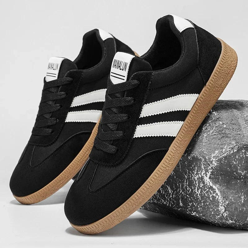 Skateboard Training Shoes – Lightweight Casual Sneaker