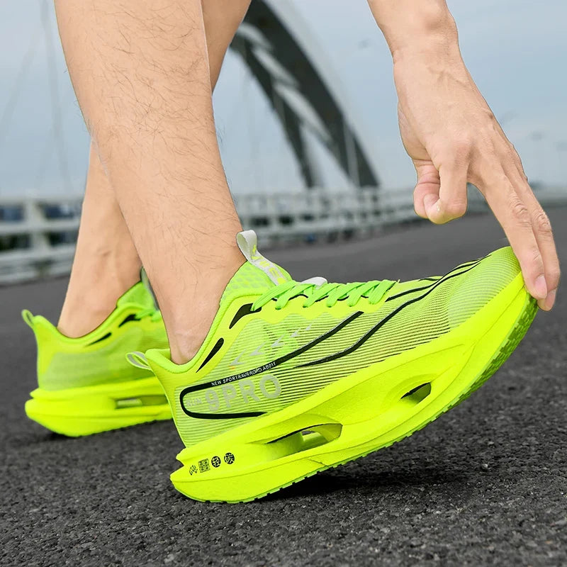 Carbon Board Running Shoes – Cushioned Marathon Sneaker