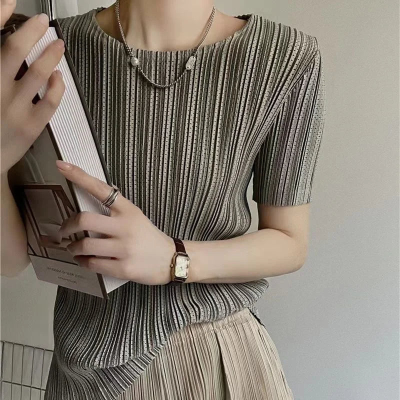 Woman Clothing  Top Women  Pleated Short-sleeved Female
