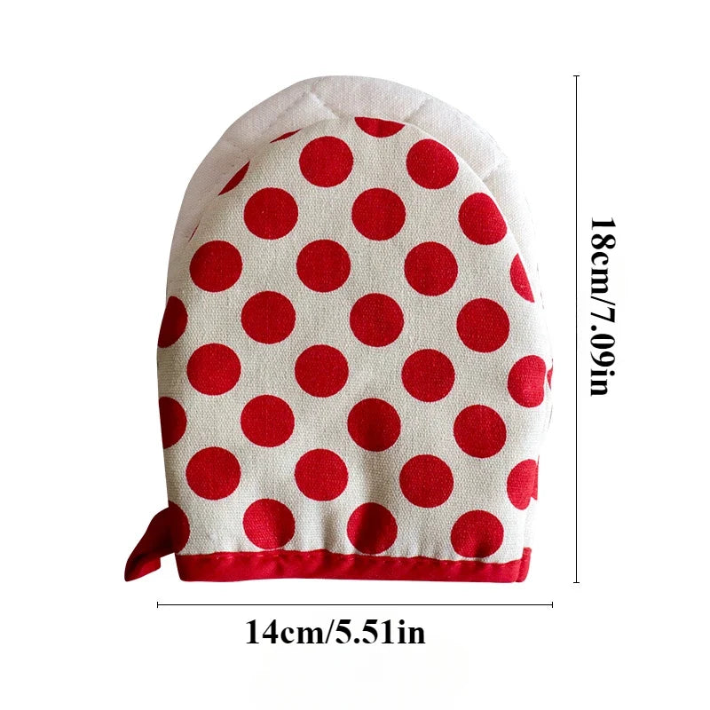 Polka Dot Heat Resistant Oven Mitts | Japanese Style Microwave Safe Kitchen Gloves