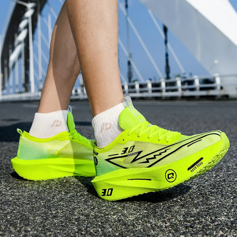 Men's Carbon Board Training Sneakers - Cushioned Mesh