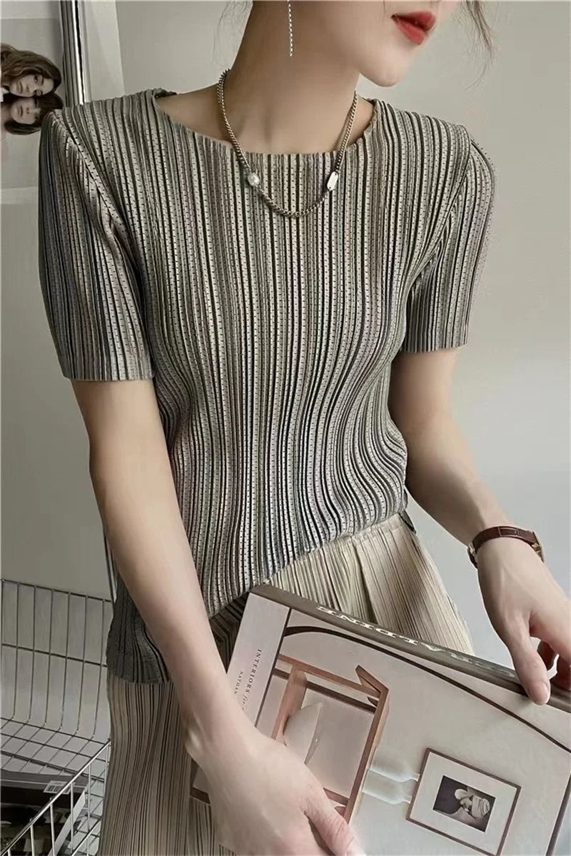 Woman Clothing  Top Women  Pleated Short-sleeved Female