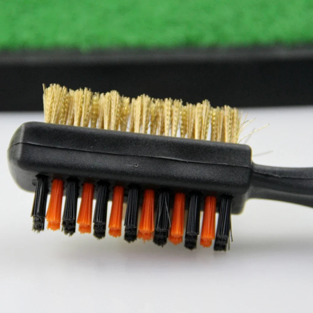 Golf Club Groove Cleaner – Dual-Sided Brush Tool