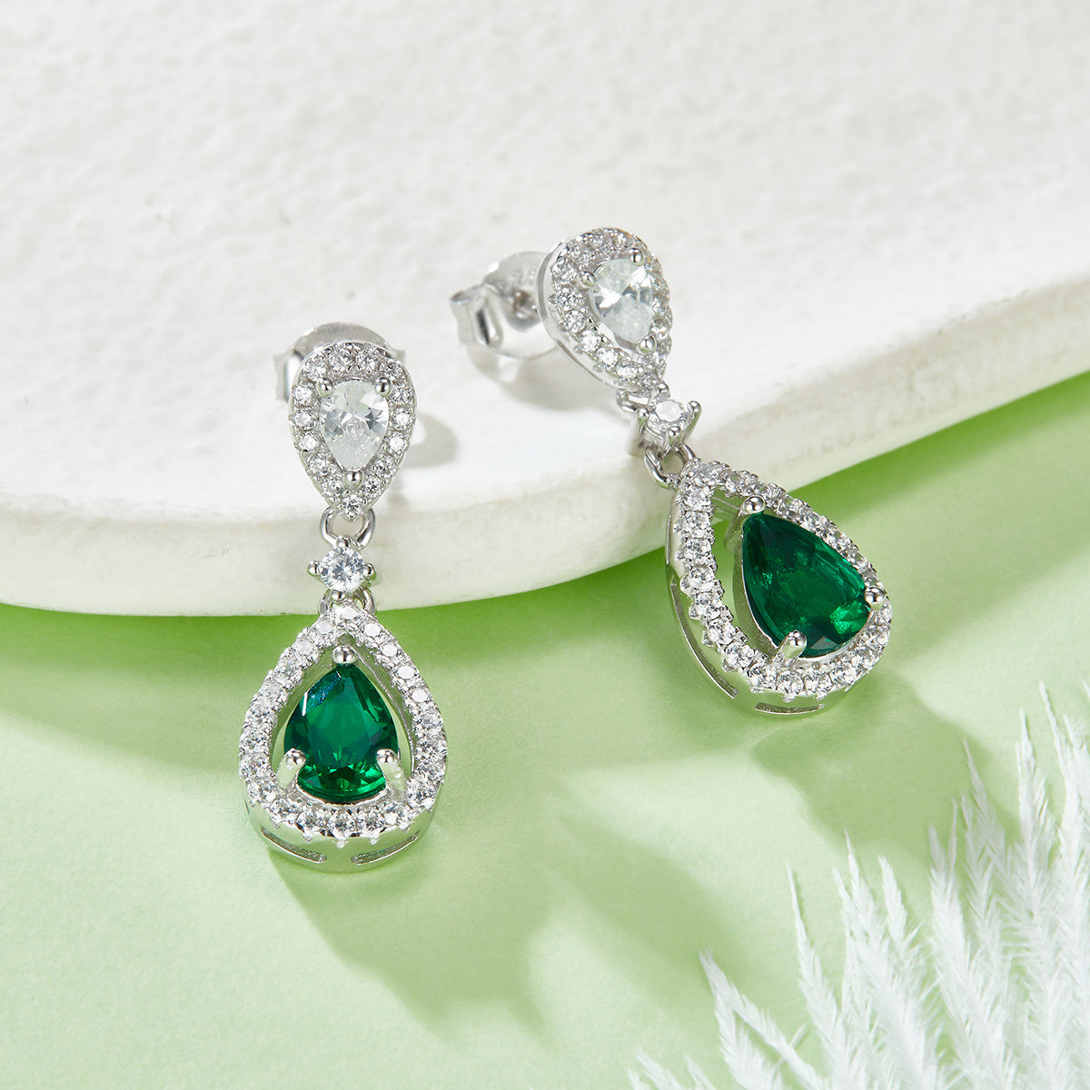 S925 Silver 3.5g Platinum Plated 1.6ct Lab-Created Emerald Drop Earrings, 7x5mm Pear Cut, Pair
