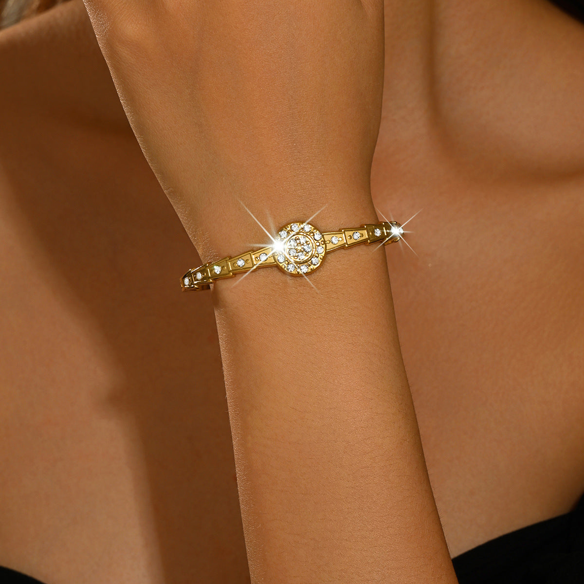 Geometric Zircon Stainless Steel Bangle Snake Bone Buckle Women Wrist Jewelry For Daily Dating Banquet Party Occasions