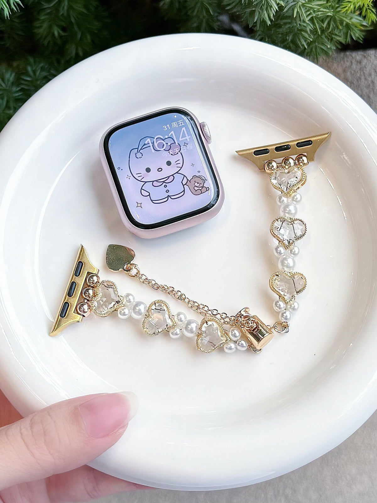 Love-shaped Diamond And Fashionable Pearl Watch Bracelet