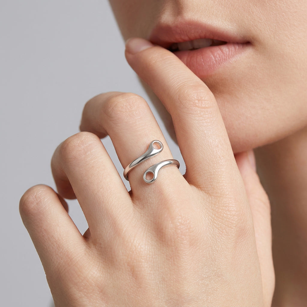 Women Hollow Design Stainless Steel Open Ring, European American Style 18K Gold Plated, High End Commuter Finger Jewelry