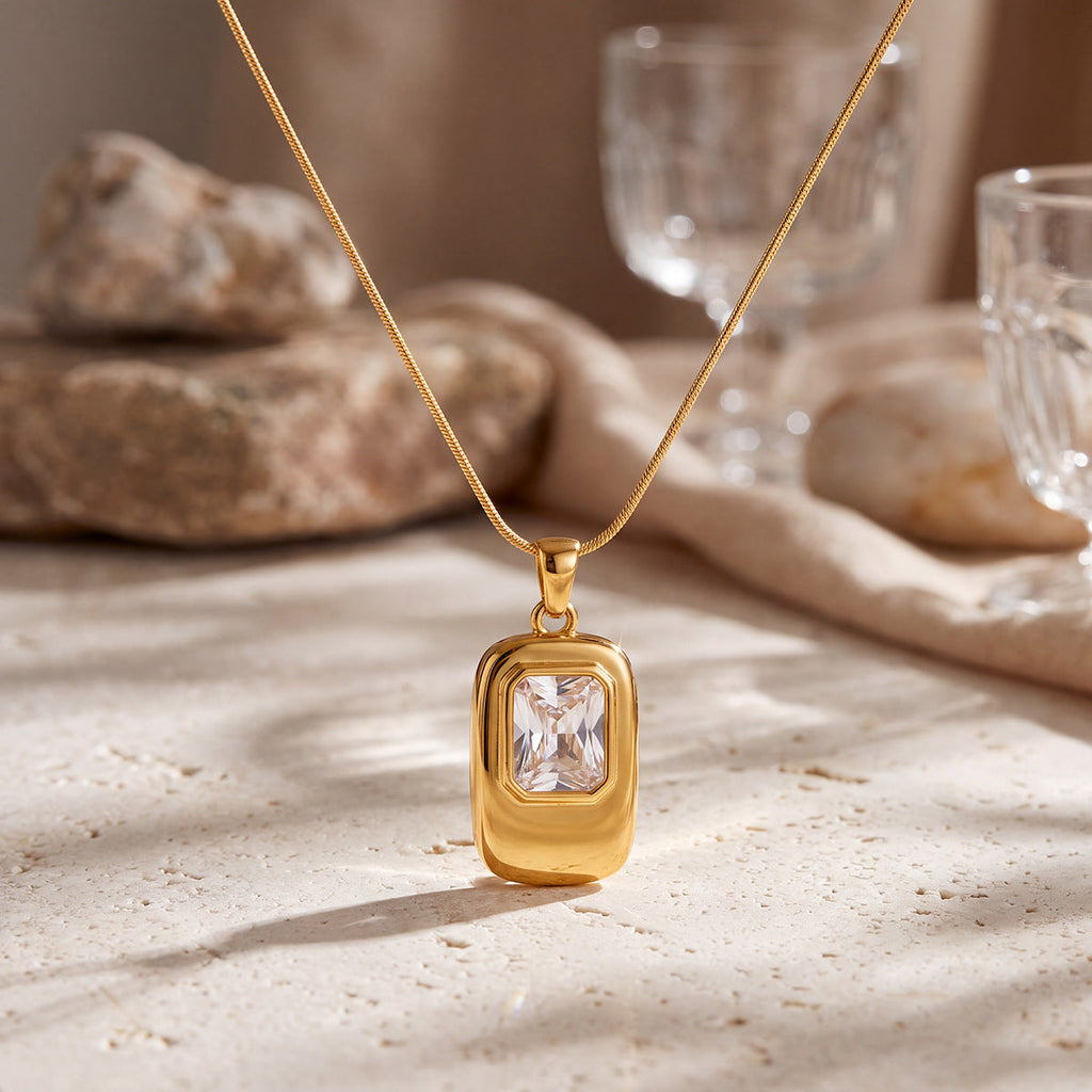 Women Titanium Steel Square Pendant Choker Necklace, New Arrival Colorful Zircon Niche Luxury Versatile Fade Resistant Collarbone Jewelry