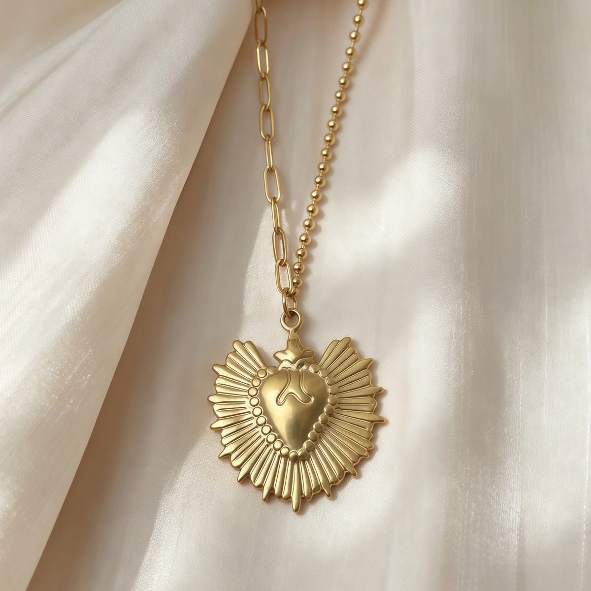 18K Gold Plated Heart Pendant Necklace Women Neck Jewelry For Daily Dating Banquet Party Occasions